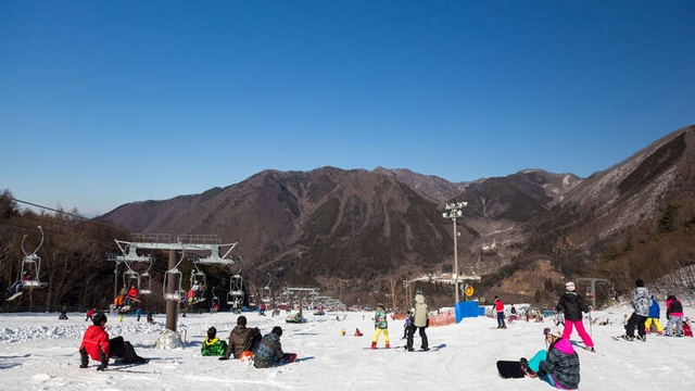 カムイみさかスキー場のゲレンデとリフト
